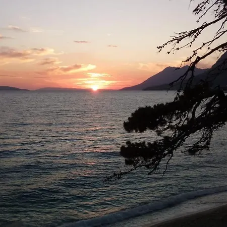 Novalija - Gradac Apartament
